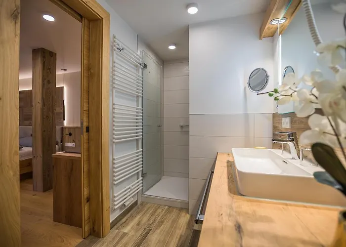 Friedenseiche 호텔