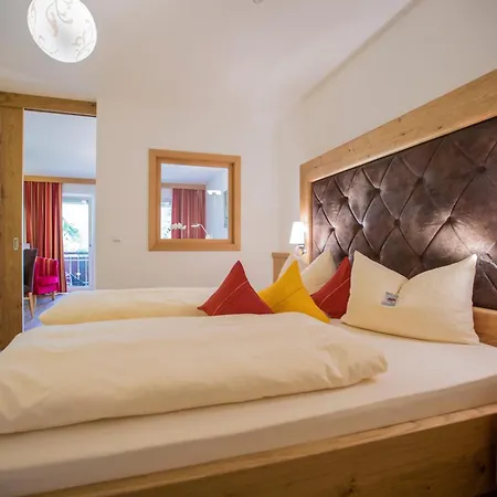Friedenseiche 4*