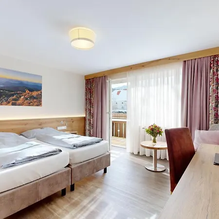 Friedenseiche Szálloda 4*