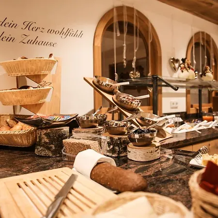 Friedenseiche بيدكتبيورن