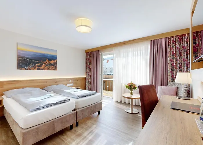 Friedenseiche Szálloda 4*